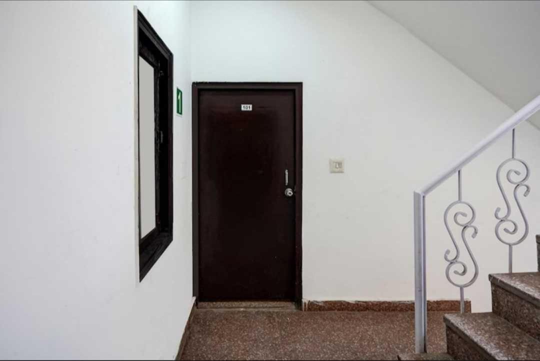Hotel O Anshu B&B Нью-Делі Екстер'єр фото